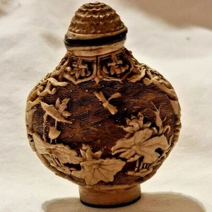Chinese white lacquered scent bottle, carved with birds, flowers and insects,