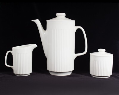 Johnson Brothers Ironstone “Athena” Six Cup Teapot with Creamer and Sugar 