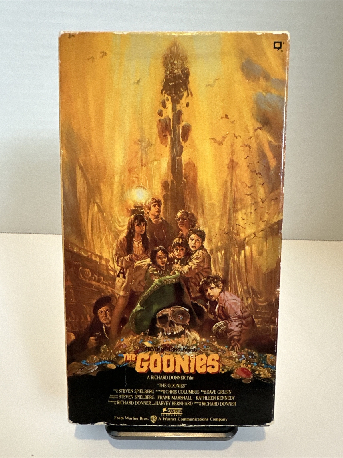 The Goonies VHS Tested 1986 Rare Warner Video Robert Davi Joe