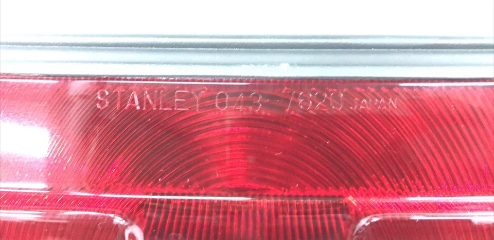 YAMAHA CG50 JOG 1988 1989 1990 1991 CONJUNTO DE CUBIERTA DE LUZ TRASERA 2JA-84700-00 N.O.S Foto 4 de 4