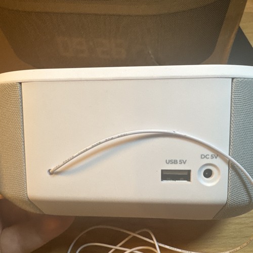 i-box Alarm Clocks Bedside, Alarm Clock with Wireless Charging, Bluetooth Speake - Picture 4 of 5