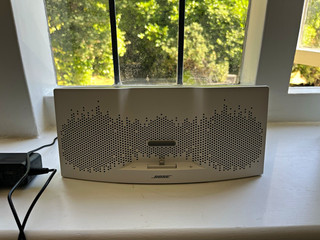 Bose SoundDock XT Speaker for iPhone/iPod Wired Silver/Grey