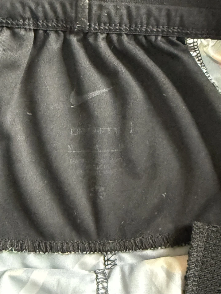 Nike AIR Dri-FIT Shorts Medium All Ways Jordan Moss Floral Graphic Running MENS - Image 3 of 4