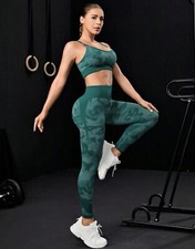 Yoga Set Size Medium Women High Waisted Leggings Sports Bra Camouflage