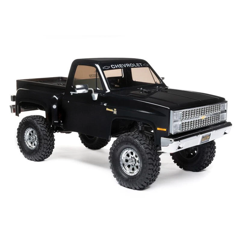 Axial AXI03030T2 1/10 SCX10 III Base Camp 1982 Chevy K10 4X4 RTR, Black - Image 3 of 4