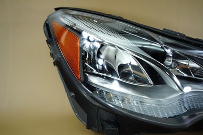 14 15 16 MERCEDES BENZ W207 E Coupe Headlight LED Xenon Right Side  