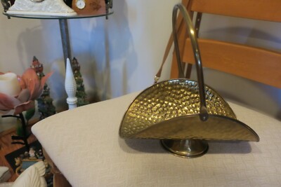 F.T.D.A Made in Holland by Nijhof-Zevenaar Hammered brass handle basket