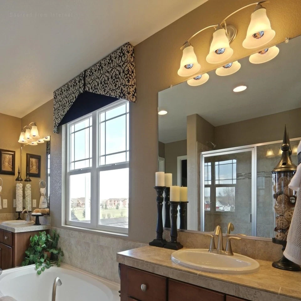 4Pack LED Round Half Chrome Globe Light Bulb A19, 2700K, 4.5W(40W), E26, 360LM - Image 4 of 4