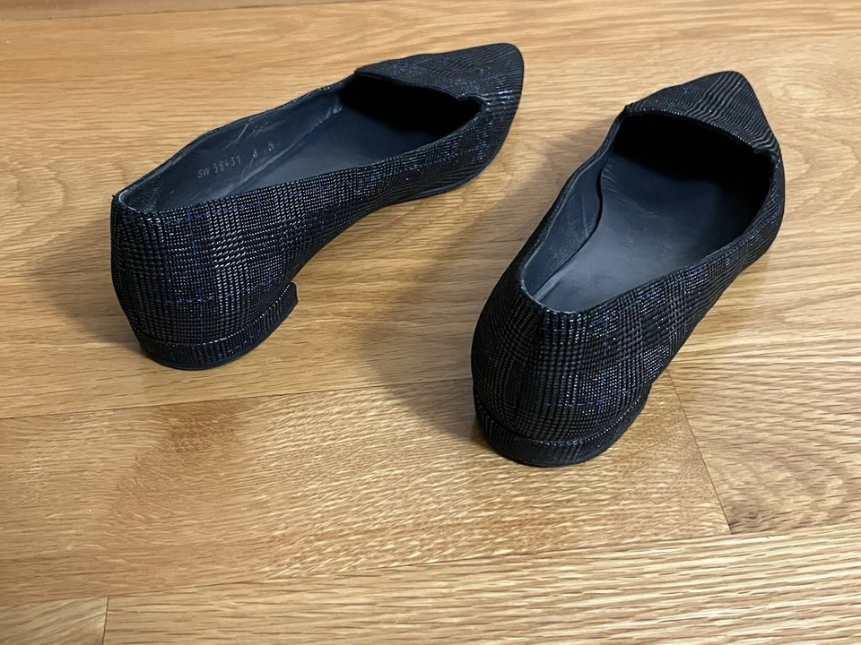 Zapatos sin cordones para mujer Stuart Weitzman gris oscuro a cuadros azul puntada multicolor 8M Foto 3 de 4