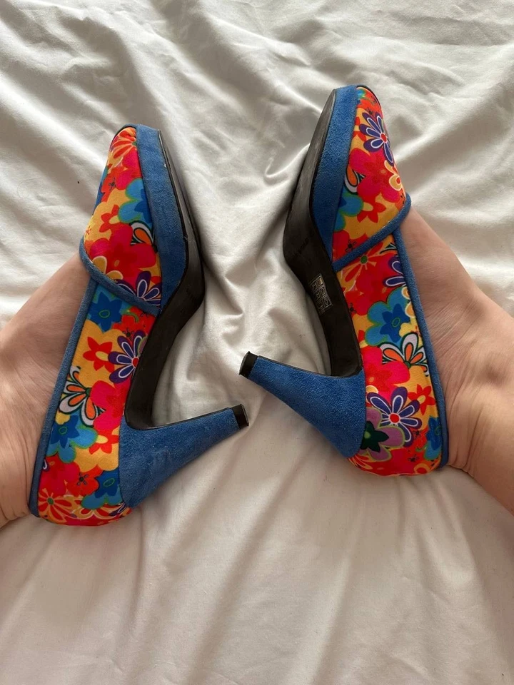 Helen Bateman Vintage Gamuza Tacones Altos Peep Toe Bombas Floral Punta Abierta Ballet Foto 4 de 4