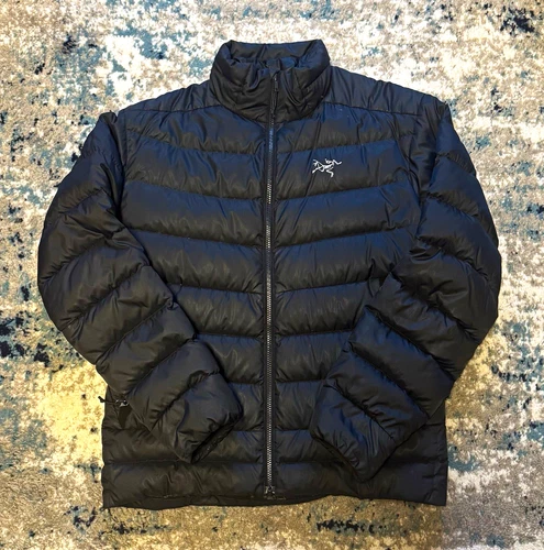 Arc'teryx Thorium Men's M Black 750 Down Lightweight Packable Full Zip Puffer - product listing photo
