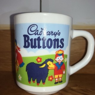 Cadbury’s Milk Chocolate Buttons Milk Mug Arcopal Werbung