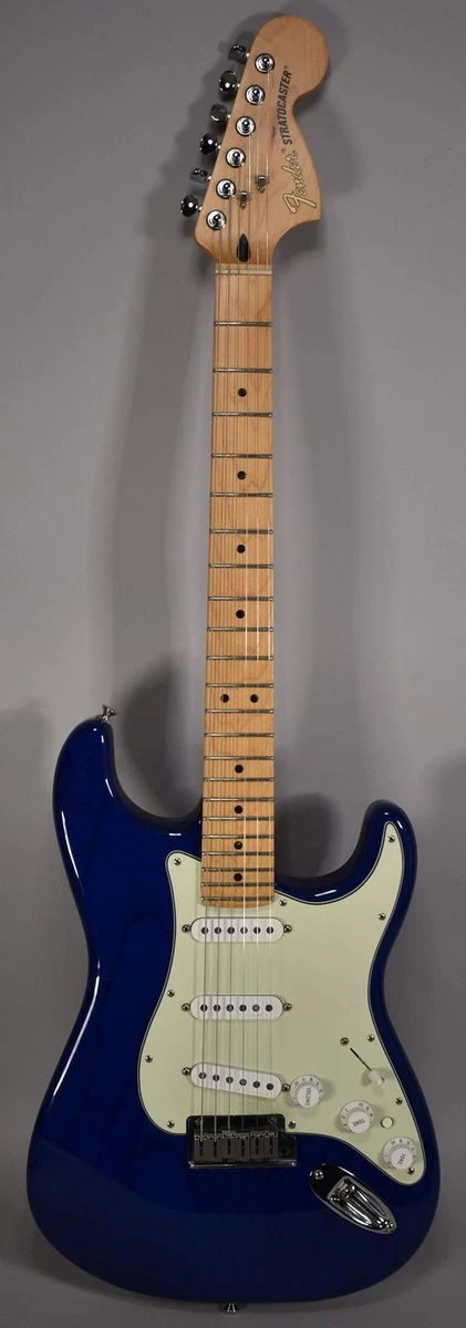 ギター Fender Mexico Deluxe Stratocaster '60 S ギター Fender Mexico Deluxe Stratocaster '60 S Fender Deluxe