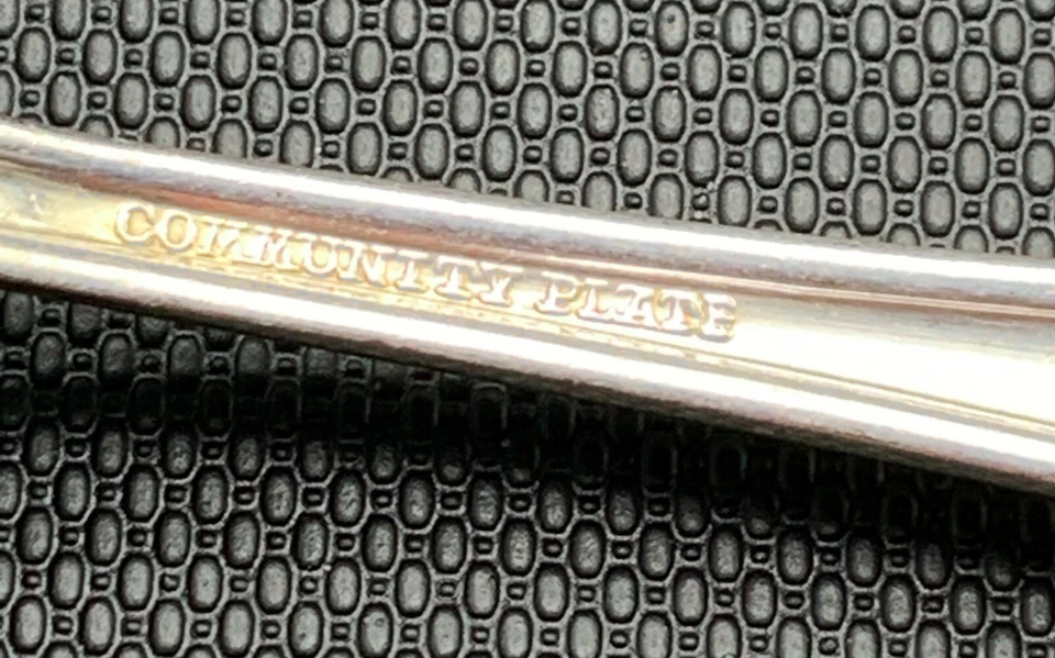 Oneida Community ADAM * CHOICE * Silverplate 1917 Silverware Flatware (18-740) - Image 2 of 2