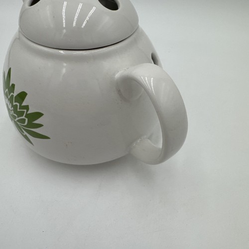 Tupperware Blooming Teapot Soy Melt Burner Candle New - Disco Includes 4 Melts - Picture 6 of 8