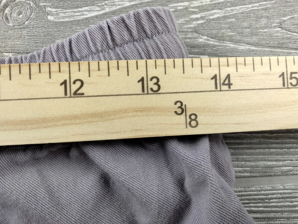 Pantalones Cortos Urban Outfitters BDG Adultos Cordón Cintura Elástica Talla Pequeña Foto 4 de 4