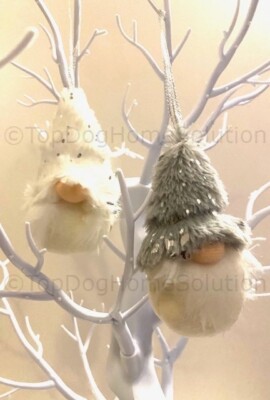Weihnachten Gonk kleiner nordischer Baumschmuck zum Aufhängen grau rosa weiß Glitzer x 2