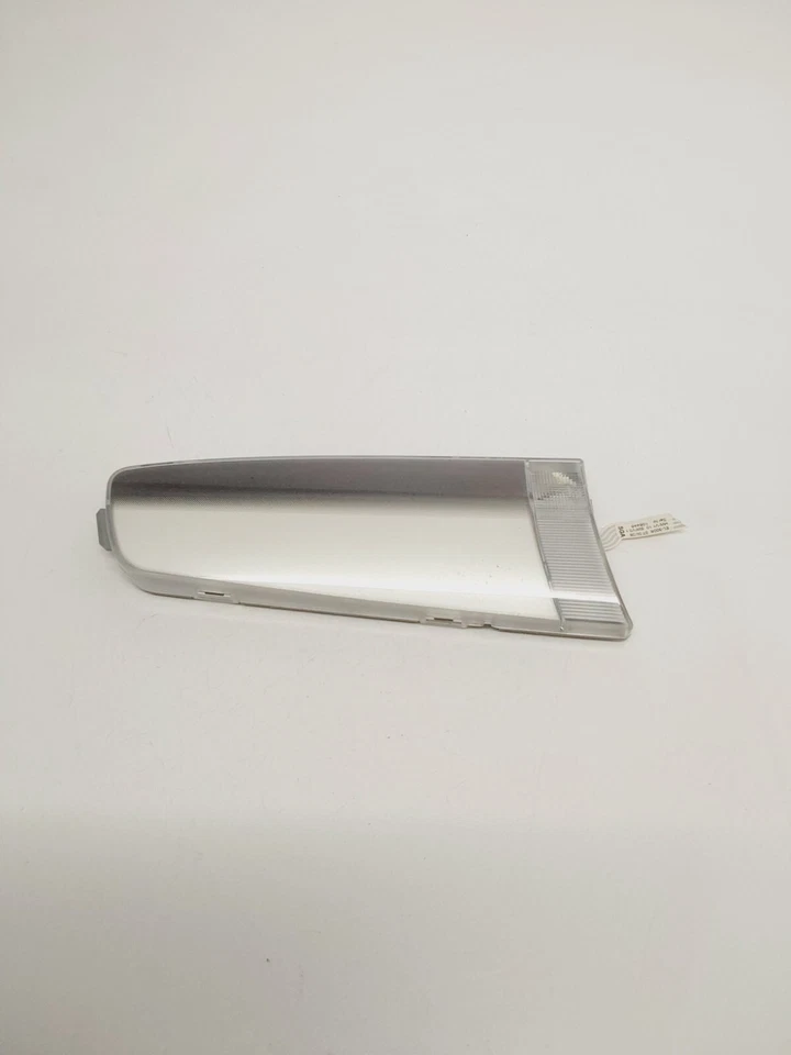 Luz interior de lectura trasera derecha Mercedes-Benz E350 2007 OEM A2118203601 Foto 2 de 4