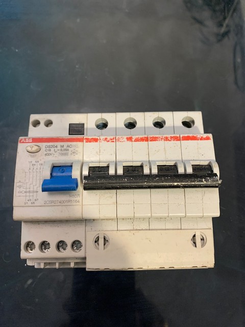 ABB Ds204 Ac-c16/0.03 16a 4 Pole RCBO 3 Pole & Neutral 30ma RCD 16 Amp ...