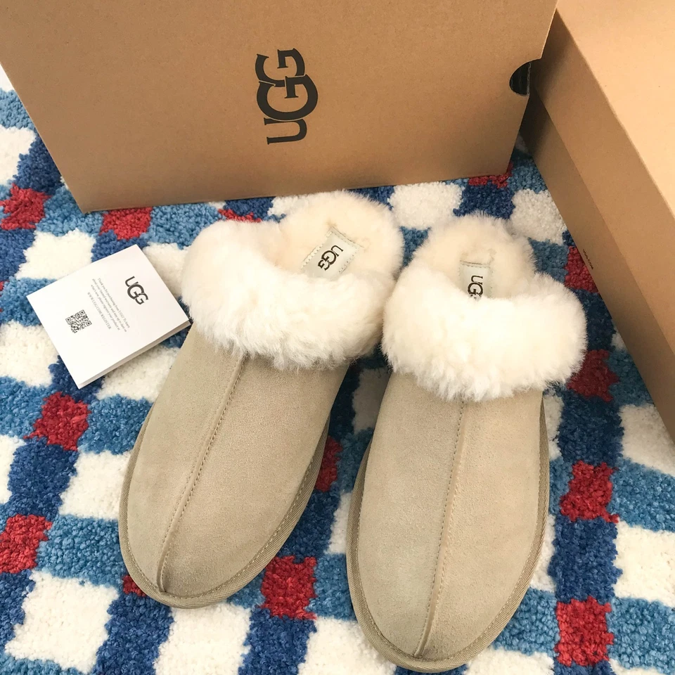 UGG женщин Scuffette ll замши овчины тонкая подошва тапочки в песок размер 6-11 новый - Изображение 2 из 4