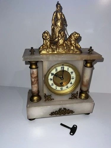 Mantel Clock with Columns Alabaster Lion Clock Roman Motif Gold Plated 19th Jhrdt.