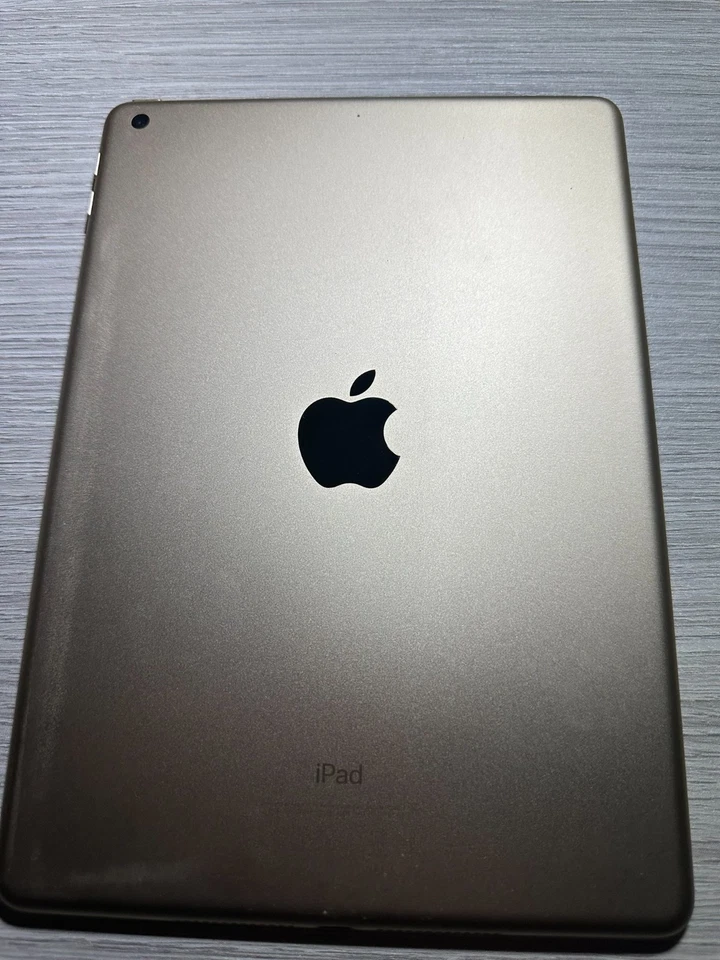 Apple iPad 9 · 32GB · Wi-Fi, foto 3 di 5