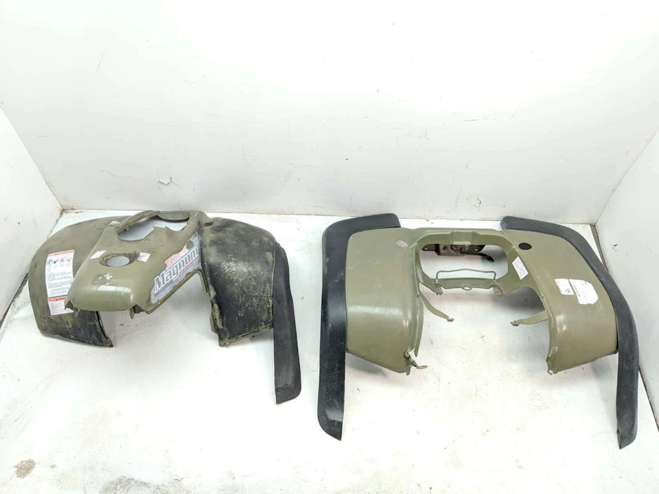 03 06 Panel de cubierta de guardabarros delantero trasero Polaris Magnum 330 4x4 plástico Foto 2 de 4