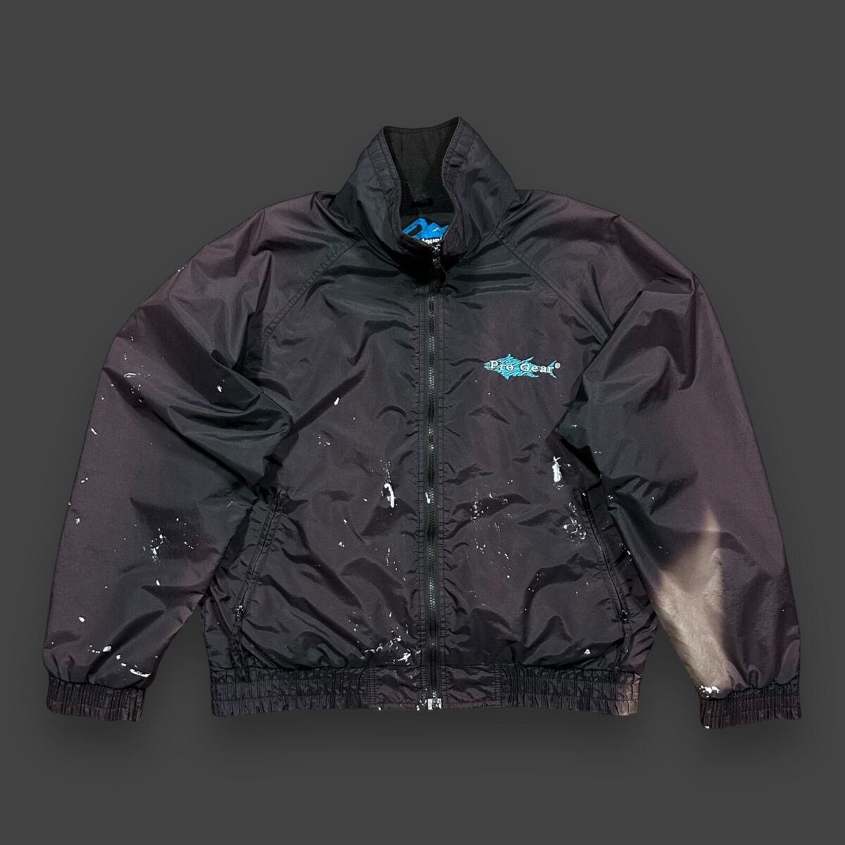 Sun Faded Nylon Jacket y2k Windbreaker Full Zip Thrashed Sun Faded Nylon Jacket y2k Windbreaker Full Zip Thrashed