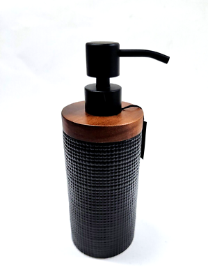 NEW TAHARI 3D TEXTURE BLACK CERAMIC,THE TOP HAS WOOD ACCENT SOAP