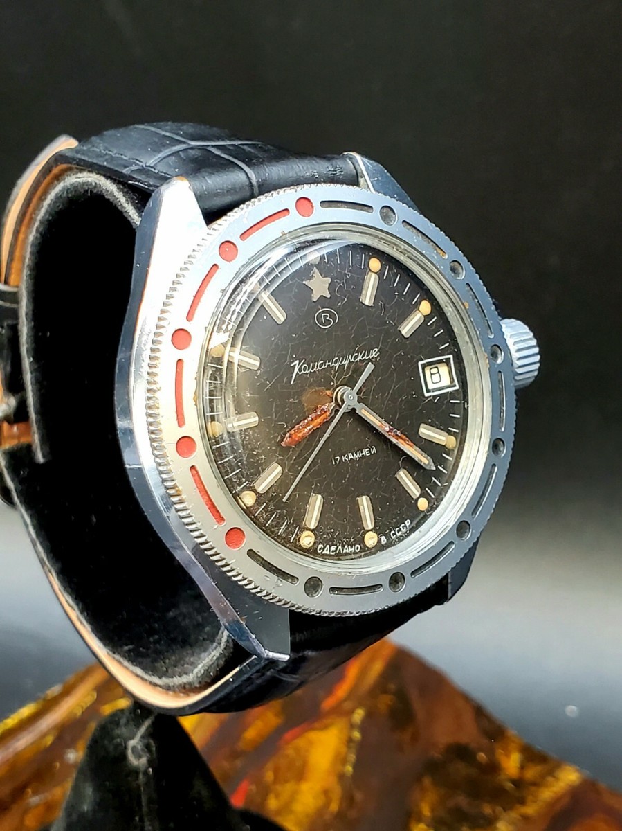Vostok Komandirskie 腕時計 s-l1200.jpg
