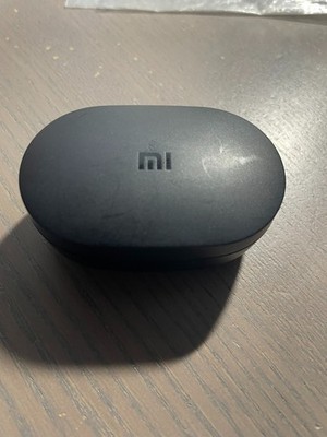 Xiaomi Mi True Wireless Earbuds Basic 2 Bluetooth black case and earbuds