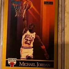 Michael Jordan Chicago Bulls SkyBox 1990 Basketball Card Lot of 2