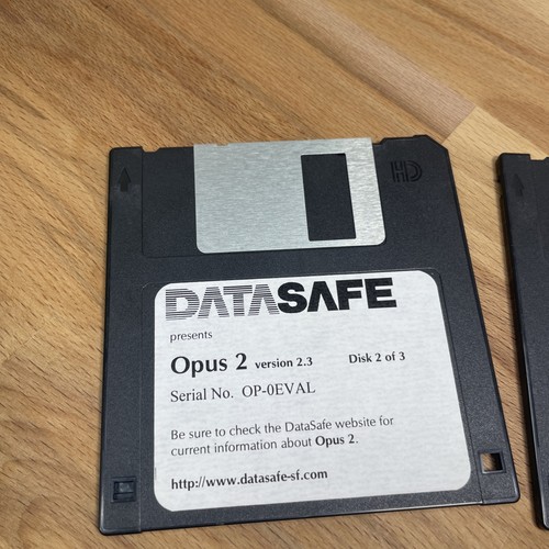 floppy disk opus 2 data safe - Foto 2 di 5