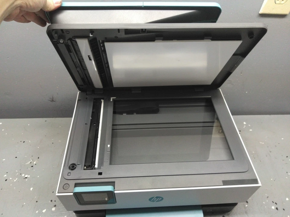 HP OfficeJet Pro 8028e All-in-One Wireless Printer HP Color Print Copy Scan Fax - Image 4 of 4