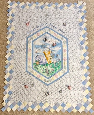 Vintage Classic Pooh Disney Baby Quilt Blanket Every Day s A Pooh Day 3D Bees