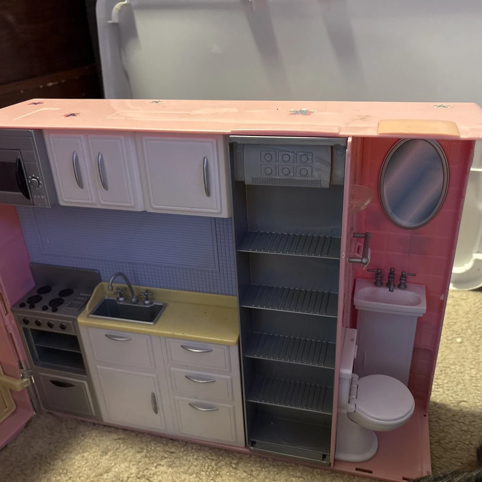 Casa rodante Barbie 2006 Mattel bañera de hidromasaje fiesta autobús autocaravana cámper no probada Foto 2 de 4