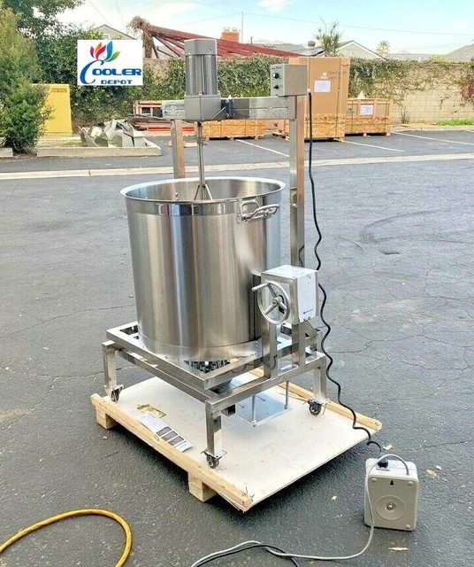 NEW 80L Steam Kettle Mixer Hand Crank Tilt Natural Gas and Electric