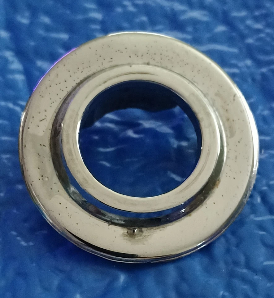 1970 1971 1972 1973 1974 PLYMOUTH BARRACUDA CUDA RADIO ANTENNA BASE TRIM BEZEL - Image 2 of 4