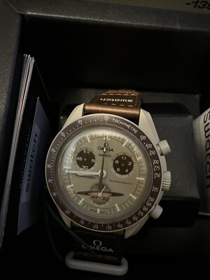 Swatch x Omega Bio Ceramic Moonswatch Mission to Saturn - SO33T100