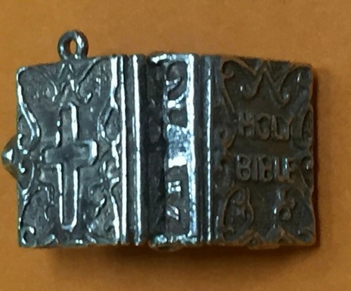Charme Vintage Argent 925 - Bible Ouverte Avec HMK CHIM - 3,4 G - 2,1 Cm - Occasion Bon État