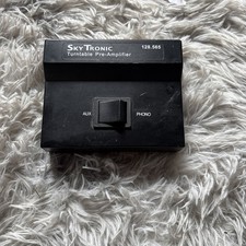 Sky Tronic Turntable pre-amplifier 9V DC  ADAPTOR not INCLUDED
