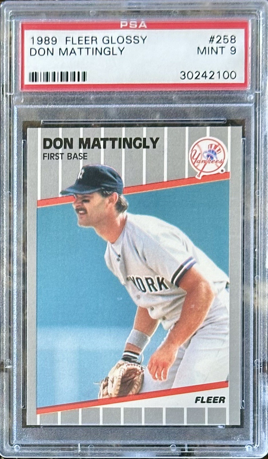 1989 Fleer GLOSSY Don Mattingly #258 PSA 9