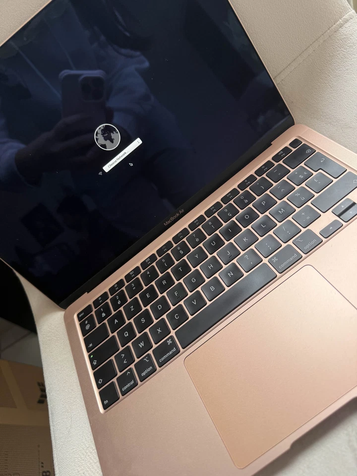 macbook air A2179 HS - Photo 2/4