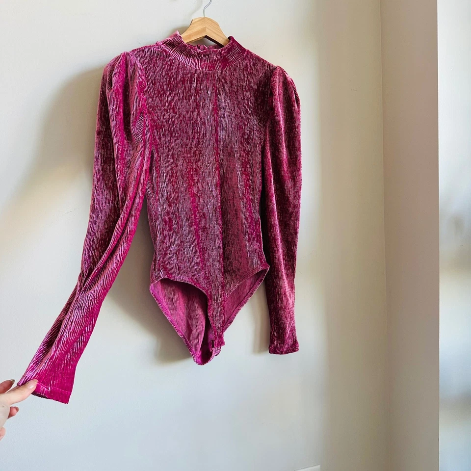 H&M Pink Crushed Velvet Bodysuit Top Mock Neck Long Sleeve Party Small - Image 3 of 4