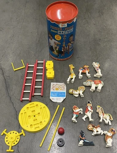 Vintage 1963 Fisher Price Junior Circus 902 Complete Set ALL 22 Pretend Play Toy