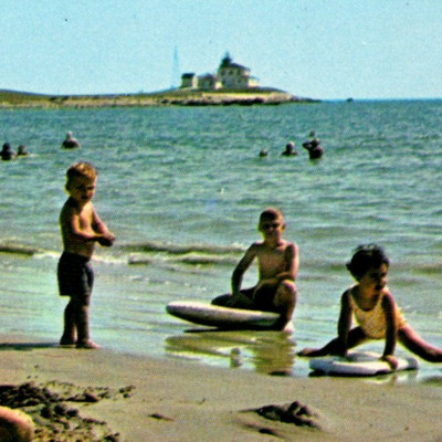Vintage Postcard Chrome Rhode Island Seashore Atlantic Children Sand Waved Ocean