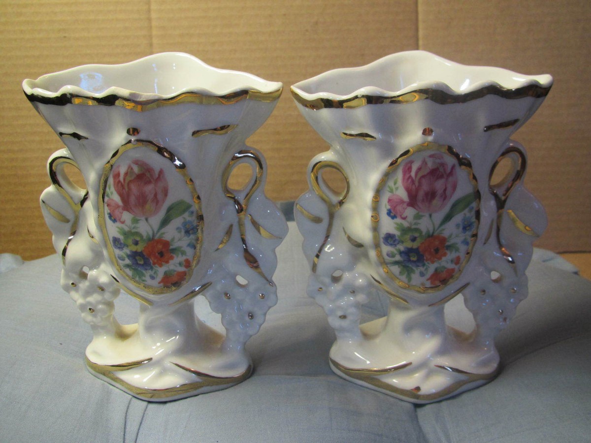 Flower Base Belgium Vintage