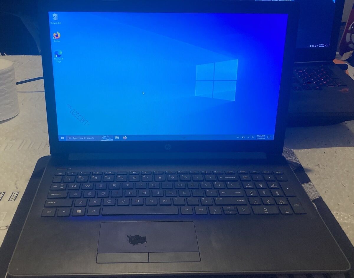 HP 15-da0076nr 15.6 inch (1TB, Intel Core i3 7th Gen., 2.30 HP 15-da0076nr 15.6 inch (1TB, Intel Core i3 7th Gen., 2.30