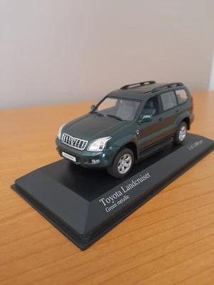 TOYOTA Land Cruiser 1/43 MINICHAMPS - Photo 1/4