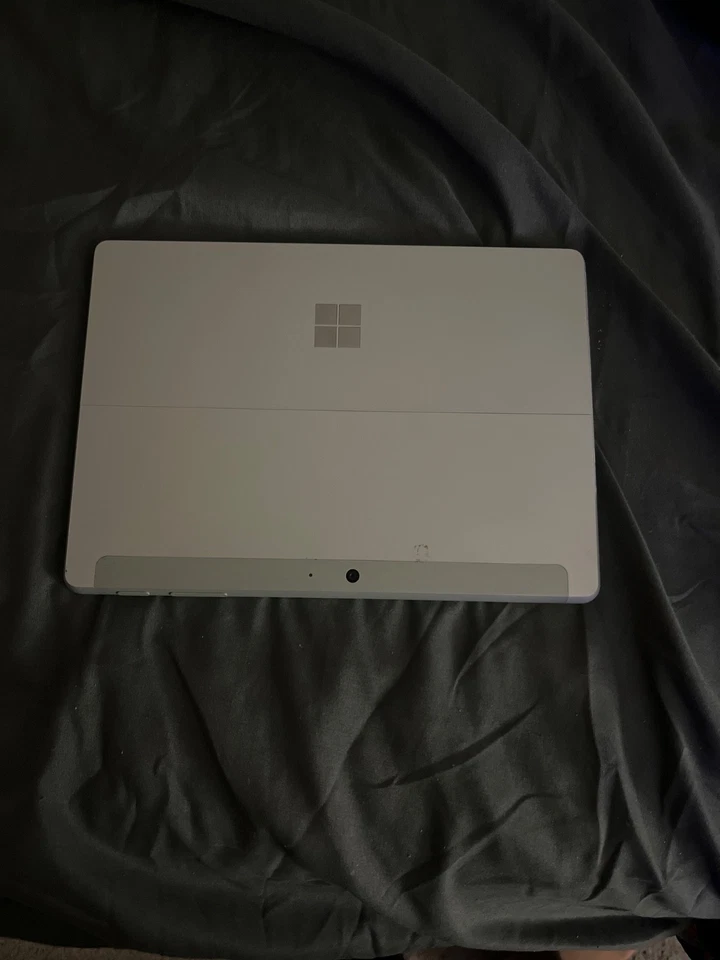 Microsoft Surface Go 3 10.5" Touch (64GB SSD, Intel Pentium Gold, 3.40 GHz, 4GB, - Image 2 of 3
